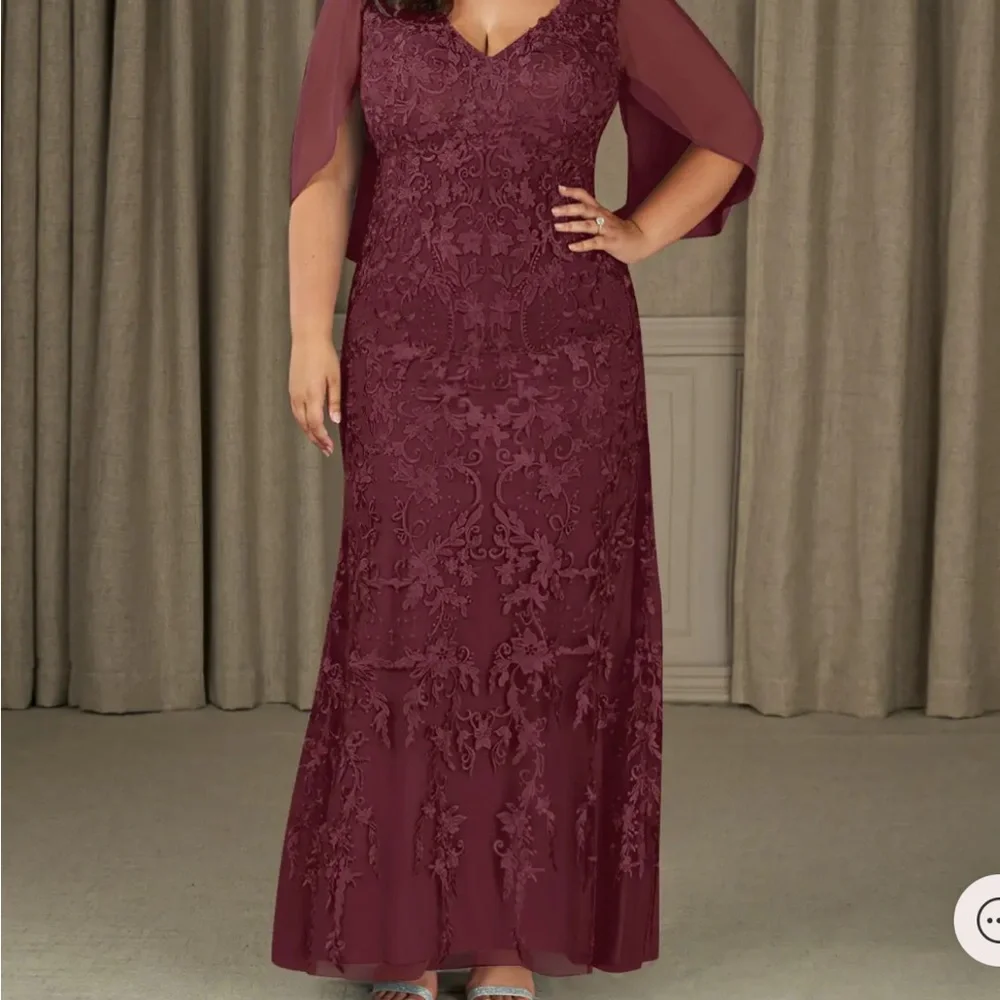 Cabernet- more burgundy mother of the bride lace gown. Very comfortable - Picture 2 of 3